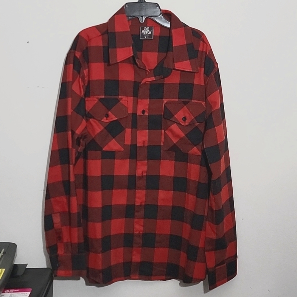The Hunch Men's Red and Black Plaid 100% Cotton Flannel Shirt Size XL